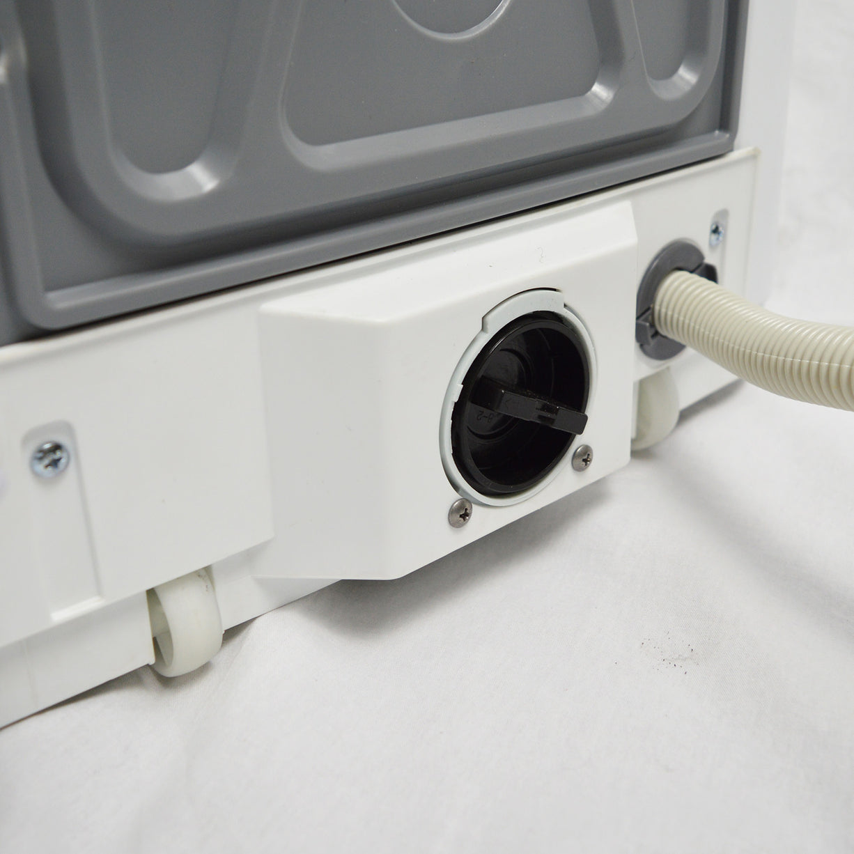 Panda 0.9cu.ft Compact Washer