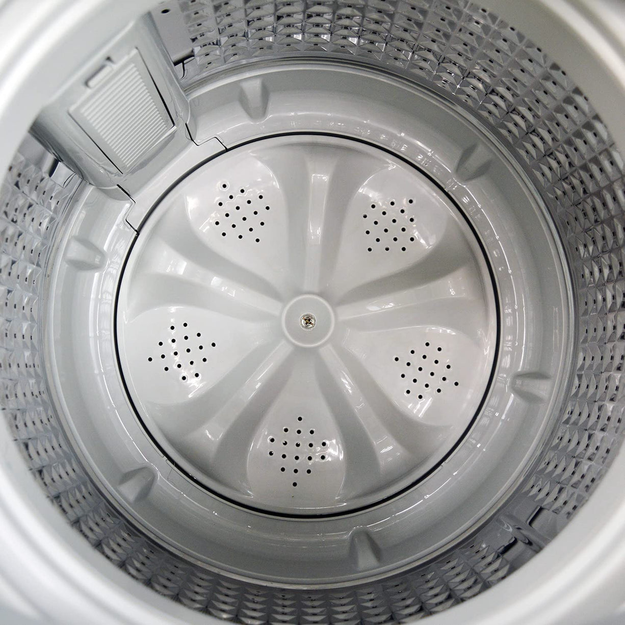 Panda 1.38cu.ft Compact Washer